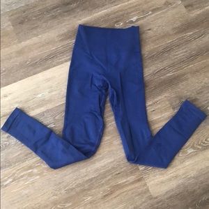Lululemon Zone In Tight - size 4